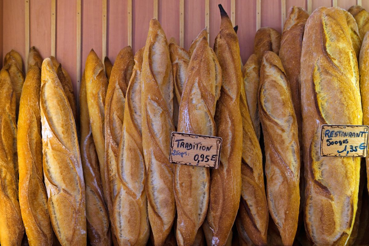 4 Common Types of French Bread