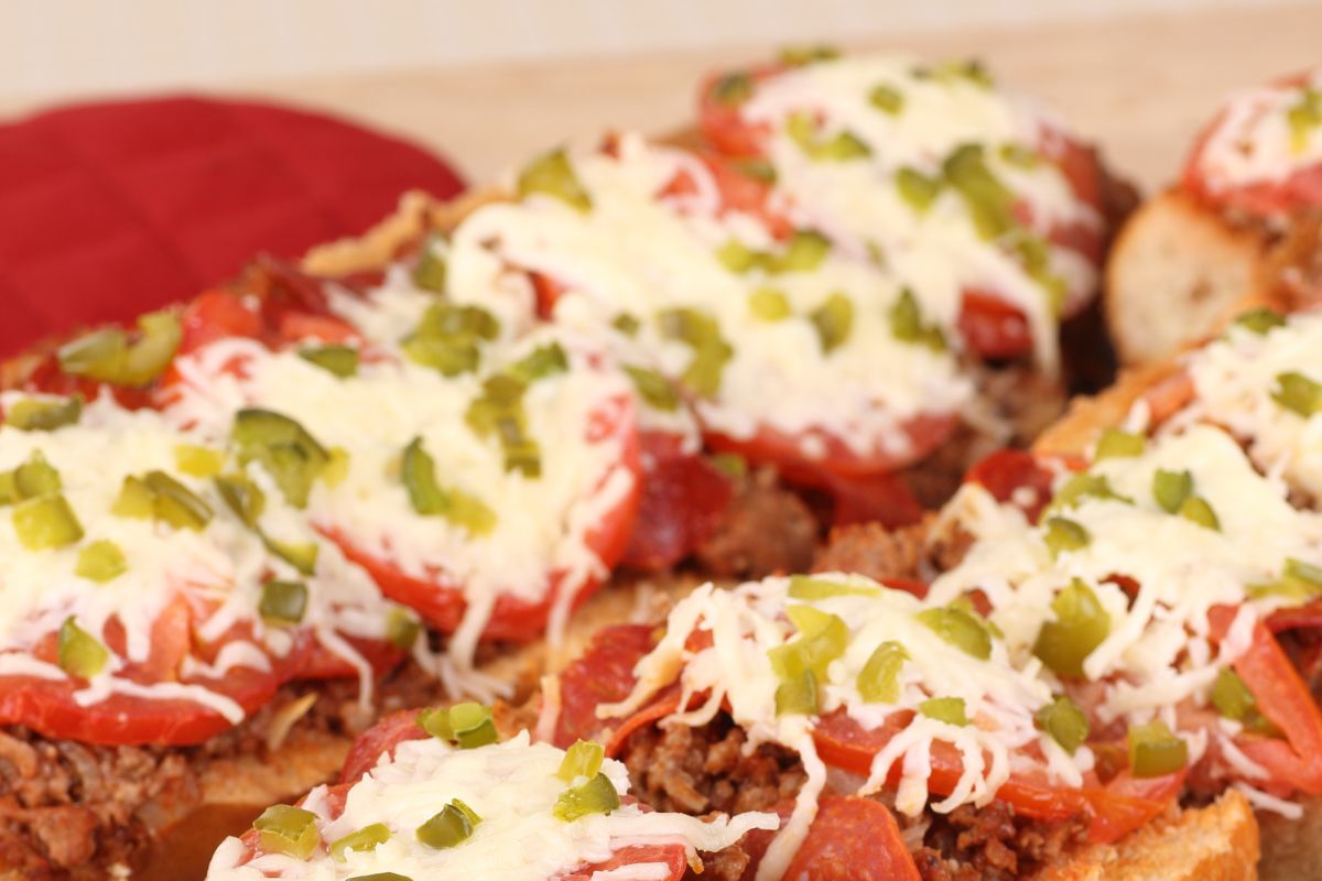 How Many Carbs Are In French Bread Pizza?