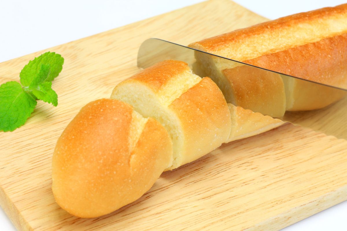 Which Is Softer Italian Or French bread?