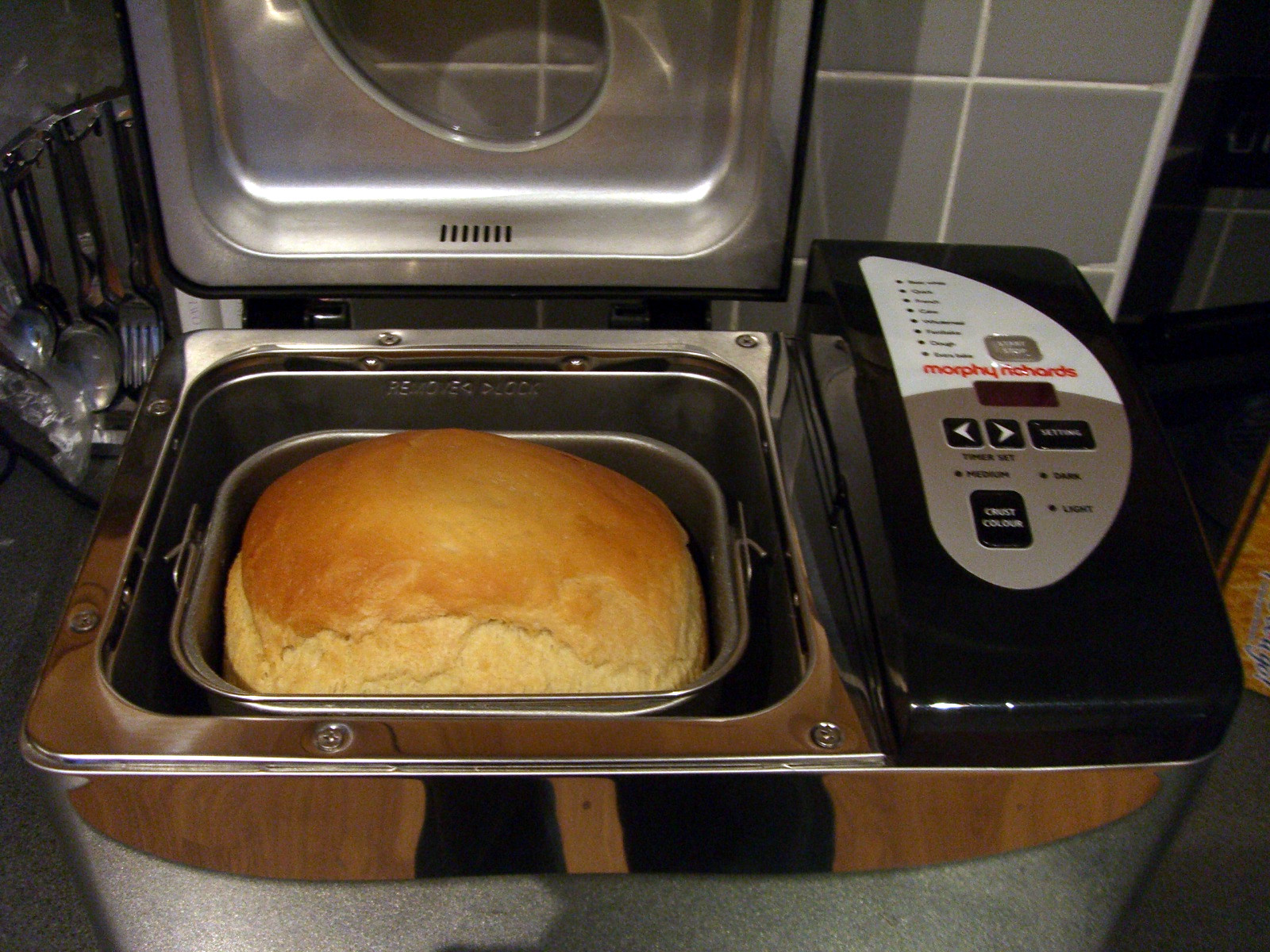 Making bread in bread machine